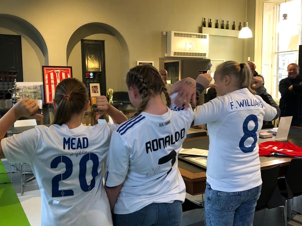 Boldon CA Girls U13’s Visits Fans Museum
